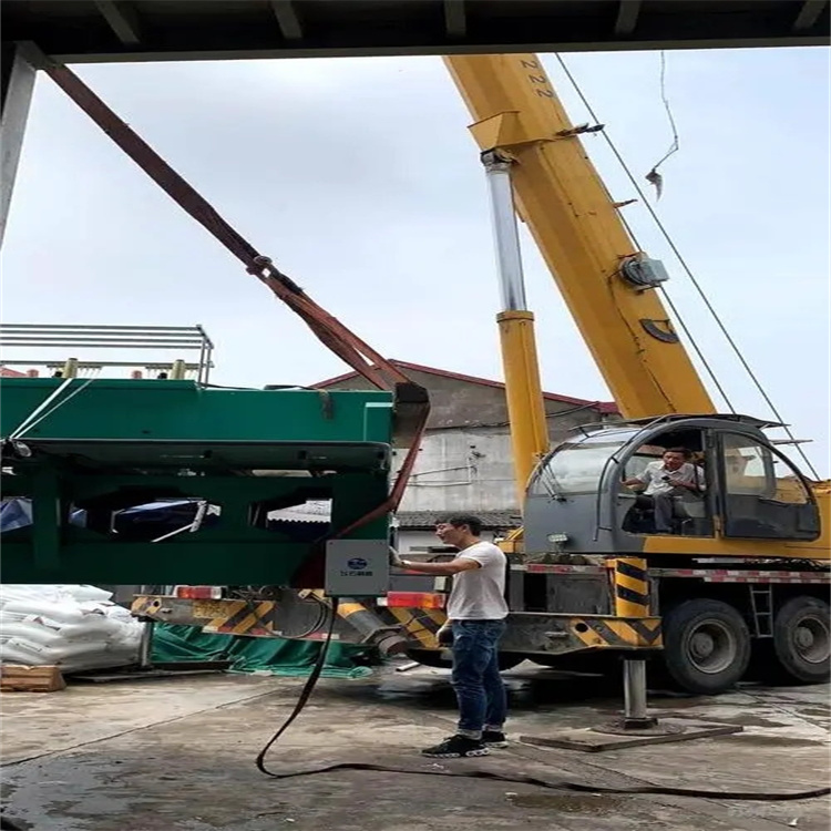 蒋湖农场大吨位吊车租赁应急保障方案|化解突发吊装需求难题